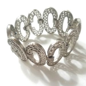 Trifari silvertone bracelet